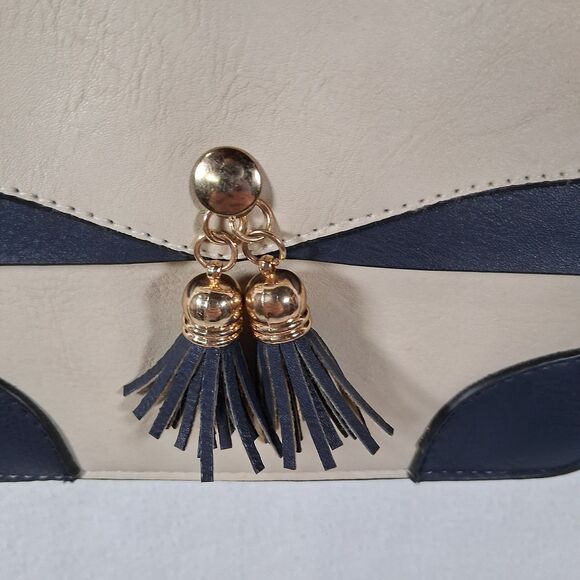 Bohemian Dark Navy Blue Tan Urban Energy Cross Body Faux Leather Purse Classic - Picture 4 of 7